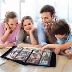 RECUTMS Large Capacity Photo Album 4x6, 600 Photos PU Leather Picture Album with Black Pages, Horizontal & Vertical Pockets, Clear Sleeves Memory Book for Family, Travel, Wedding & Gift (Blue)