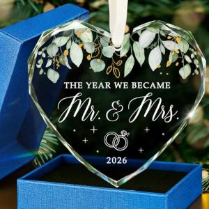HEXMOZ Wedding Gifts for Couples 2026 - Mr and Mrs Gifts - Bridal Shower Gift, Wedding Ideas for Newly Wed, Bride, Future Mr Mrs - Just Married Glass Ornament 2026, 1st Married Couple Christmas Decor