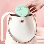 NYLGOXITK Personalized jewelry box with customized name and birth flower shape - Upgradable LED lights + mirror version - Designed specifically for women/girls/bridesmaids, suitable as a gift.