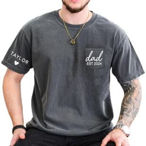 Personalized Dad Est Year Pocket T-Shirt, Dad Pocket Shirt with Kid Name, Custom Children Names on Sleeve Shirt, Gift for Grandpa, Daddy, Papa, Birthday, Father's Day 1