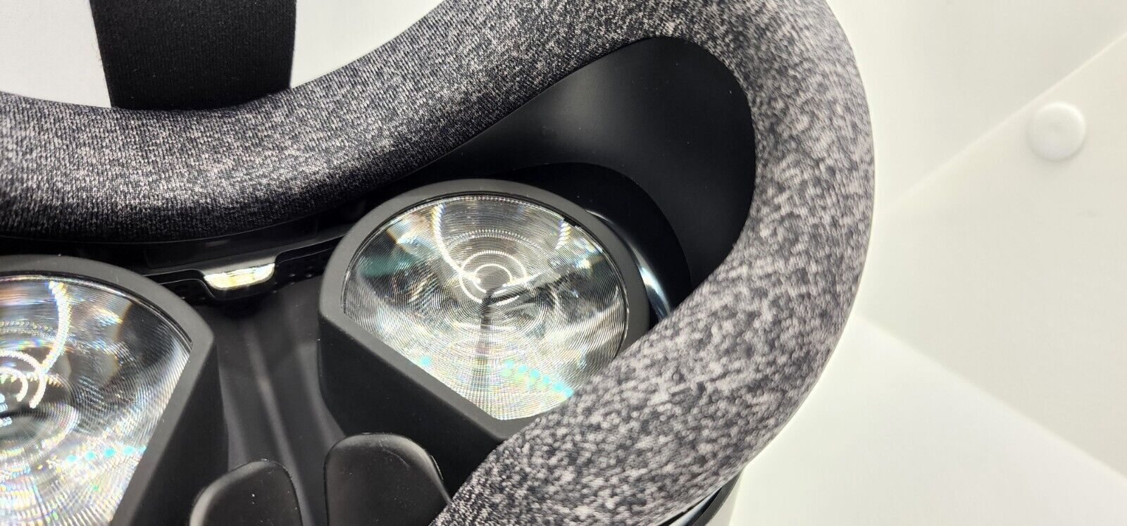 Valve Index VR Headset with Face Cushion