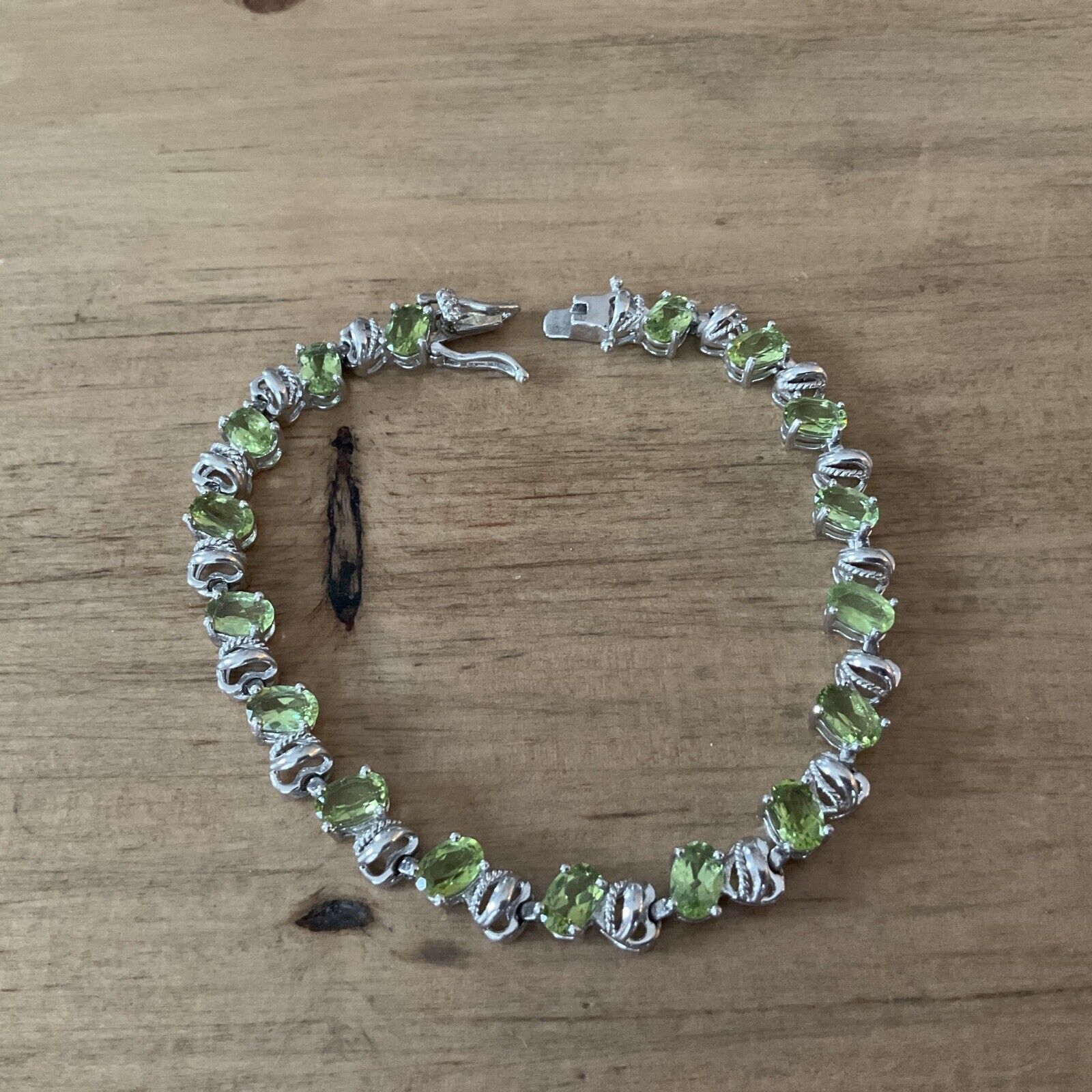 Green Peridot Tennis Bracelet in Sterling Silver 7.25”