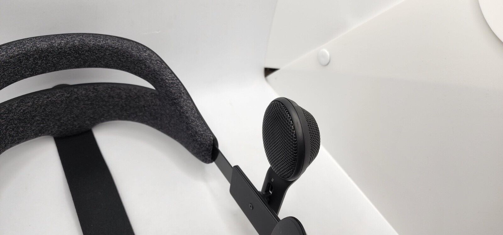 Valve Index VR Headset with Face Cushion