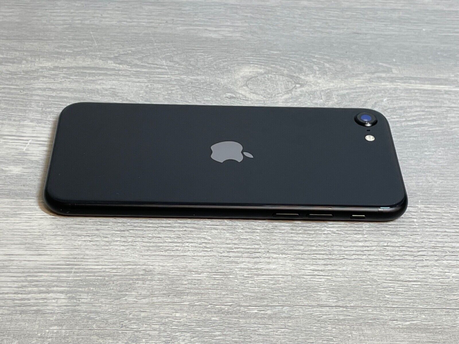 Apple iPhone SE 2nd Gen - Unlocked, All Colors