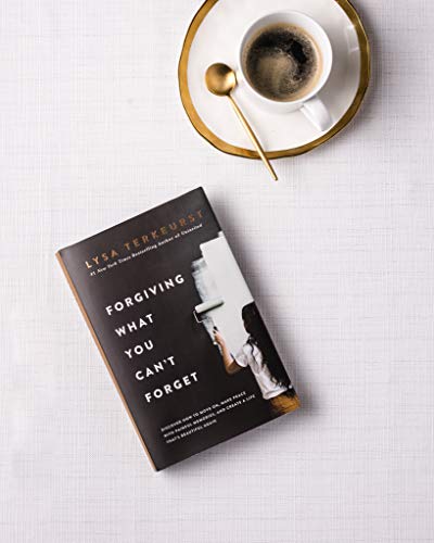 Forgiving What You Can't Forget: Discover How to Move On, Make Peace with Painful Memories, and Create a Life Thatâs Beautiful Again from Thomas Nelson
