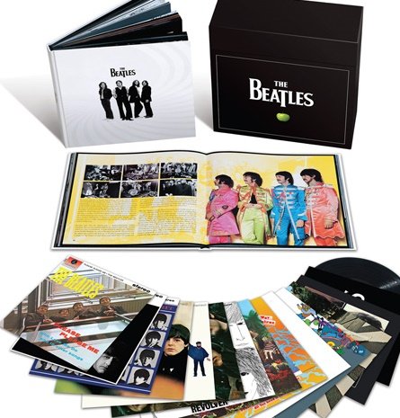 Beatles, The - The Stereo Vinyl Box Set [16LP (14 Album)] (180 Gram, Remastered, 252-page hardbound coffee table book) from Apple Records