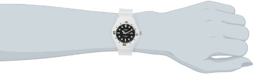 Casio Women's LRW200H-1EVCF "Dive Series" Dive Watch