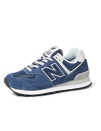 New Balance Women's 574 V2 Evergreen Sneaker, Navy/White, 10.5 Wide