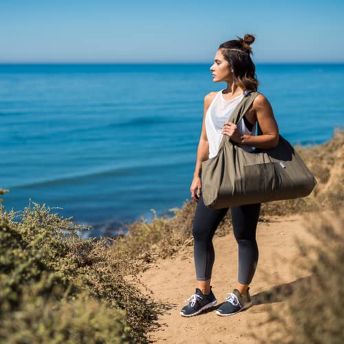 Moisture-wicking Yoga top in multiple sizes