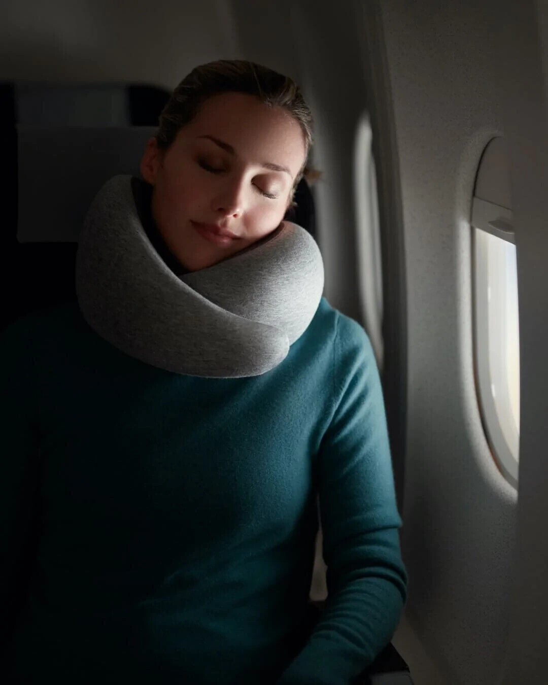 Max Comfort Memory Foam Travel Neck Pillow