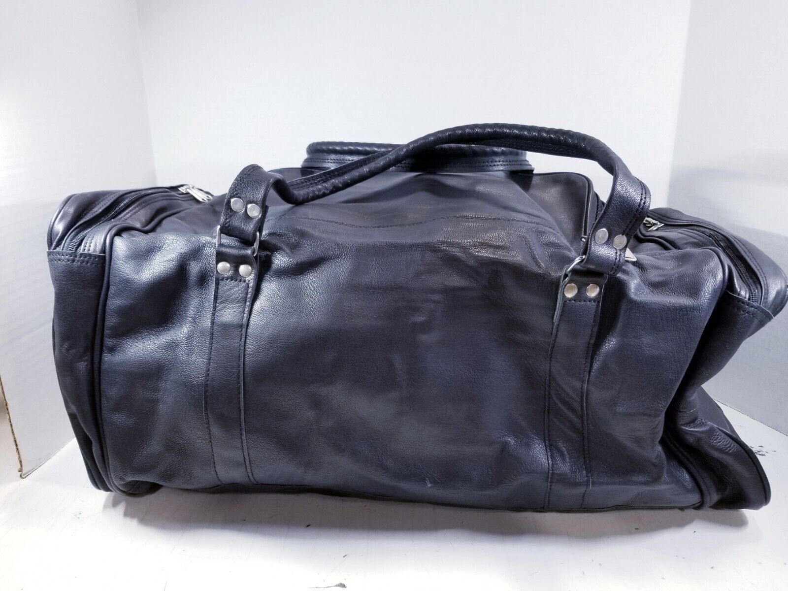 Black Leather Travel Duffel Bag - Classy 22