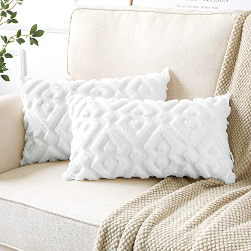 Artscope Pack of 2 Soft Plush Short Wool Velvet Decorative Cushion Covers Luxury Style Throw Pillow Covers European Pillow Shell for Sofa Bedroom Diamond Shape Pure White, 30x50cm