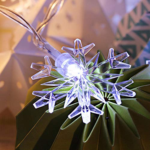 LED String Lights Christmas Snowflake Lights Battery Operated Waterproof 20ft, 40 LED Lights for Bedroom, Corridor, Patio, Garden, Yard, Photo Frame (White)