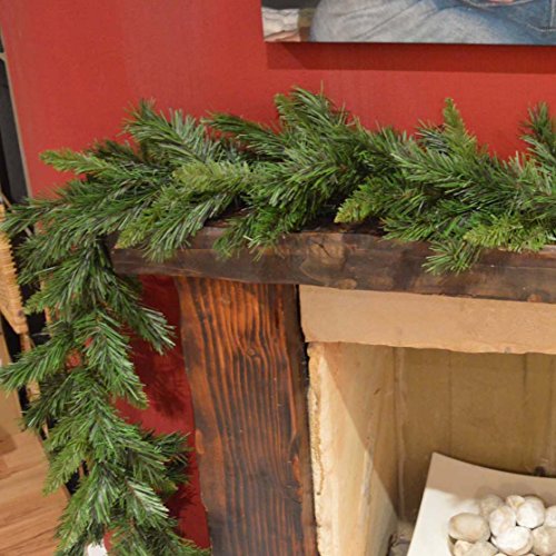 CHRISTMAS KATESON FIR GREEN GARLAND