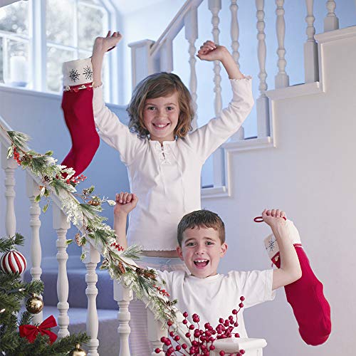 Christmas Pine Needle Garland,1.8 M Christmas Pinecones Garland Artificial Christmas Garland with Holly Leaves Pine Needles Red Berry Holiday Garland for Winter Home Mantle Fireplace Stairs Decoration