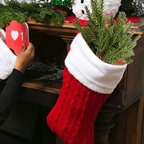 TSHAOUN 60 PCS Artificial Plants Pine Needles Branches Garland, Green Christmas Garland Decoration, Fake Green Plants Pine Needles-Greenery Pine Picks for DIY Christmas Garland Decoration (60 PCS)