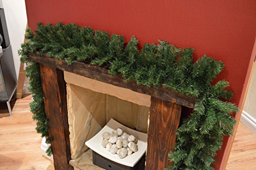 Premier 270cm (9ft) x 25cm Plain Green Christmas Garland Decoration