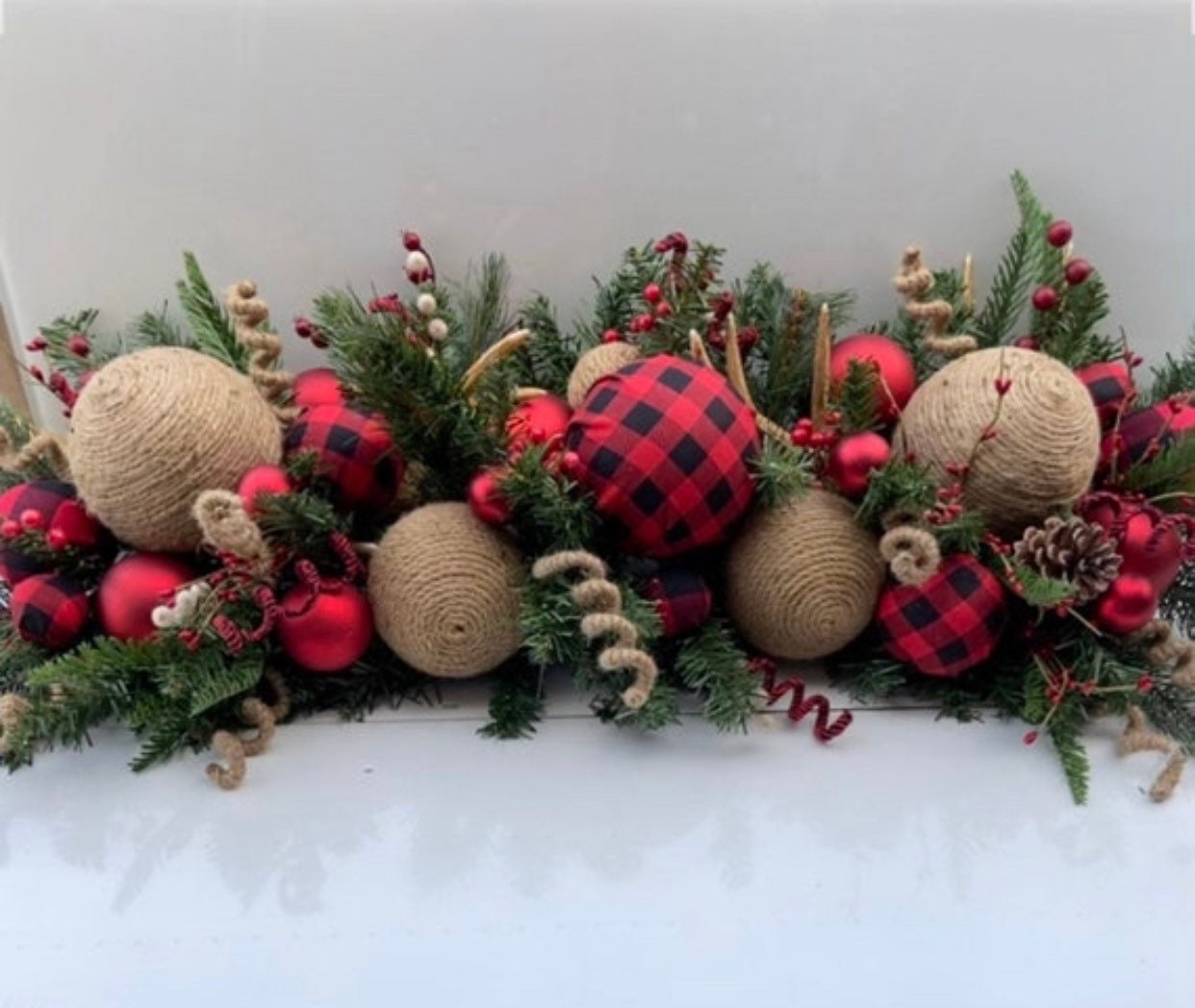 Christmas Garland ( Red & Beige) / Guirnalda de Navidad