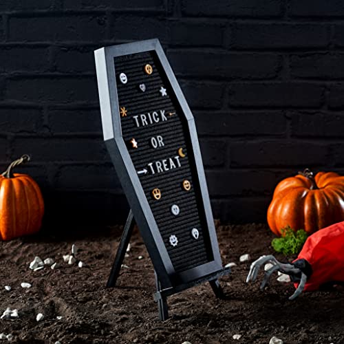 THE TWIDDLERS - Black Coffin Halloween Letter Message Felt Board Gothic Sign Decoration with 507 Pre-cut Letters in Black White and Yellow Plywood Stand - 44cm x 22cm