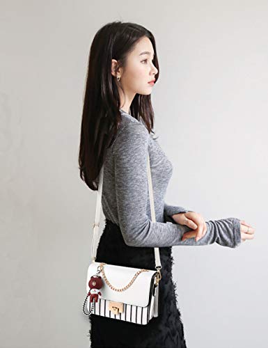 Stylish White Leather Crossbody Bag for Women (Chain Strap)