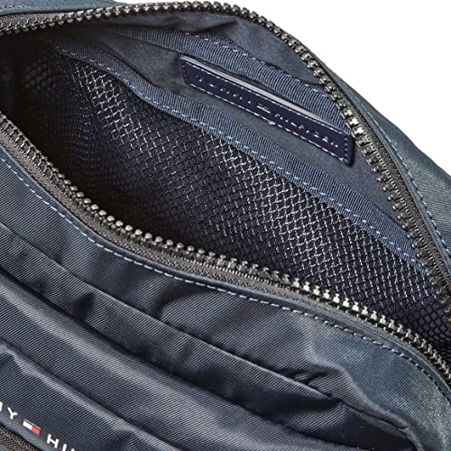 Tommy Hilfiger Men's Small Blue Skyline Camera Bag