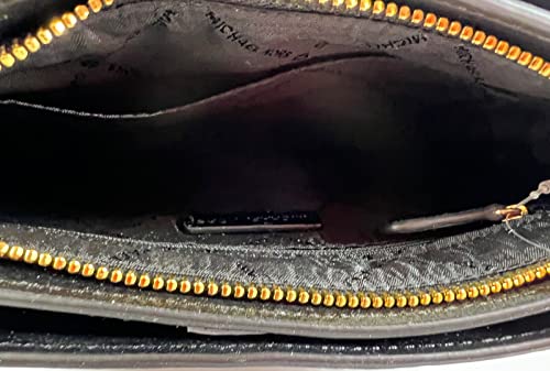 Trisha Medium Crossbody Bag in Pebbled Leather