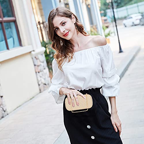 Golden Clutch: Stylish Evening Bag for Wedding Parties