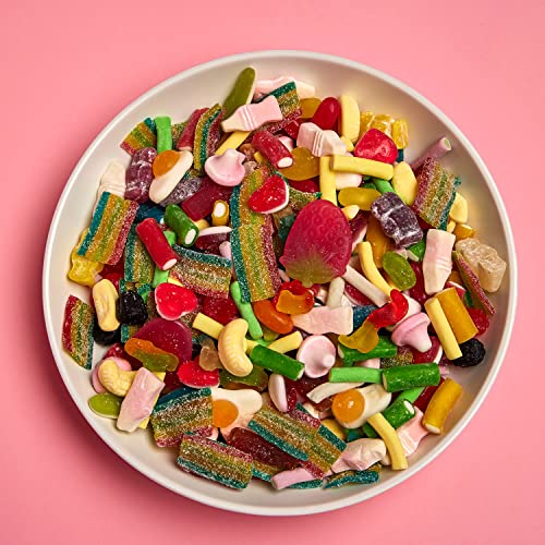 BON BAG - Classic Retro Favourites Pick And Mix Sweets, 1L Pouch Bags Of Sweets. Bulk Candy Assortment In Large Resealable Party Bag, Great For Sharing Or As A Gift (800g)