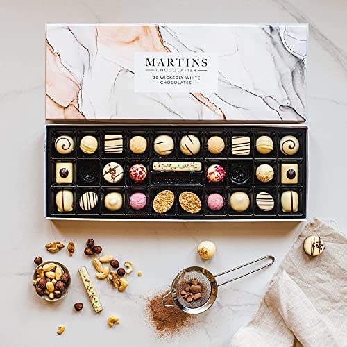 Martin’s Chocolatier Signature Collection | Luxury Handmade Chocolate Box | 30 Belgian Chocolates, 15 Assorted Flavours | Ideal Present for Special Occasions (Wickedly White)