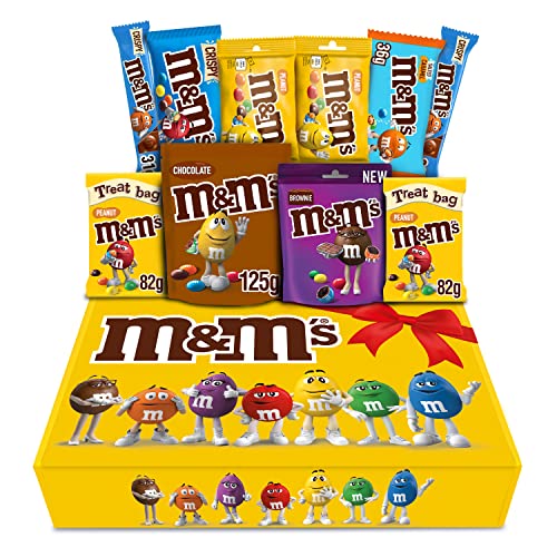 M&M's Variety Selection Box, Mars Chocolate Hamper Gift Box with M&M Chocolate, Peanut, Crispy, Salted Caramel & Brownie | 650g