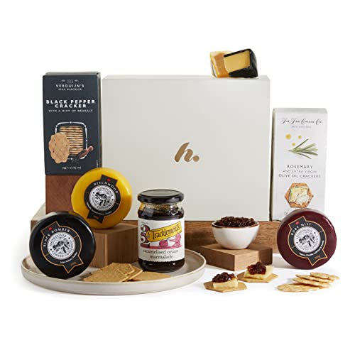 The Cheese Lovers Hamper - Award Winning Cheese Hampers and Gift Baskets - Snowdonia Cheese Hamper Gifts - Gift Hampers