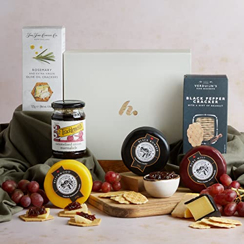 The Cheese Lovers Hamper - Award Winning Cheese Hampers and Gift Baskets - Snowdonia Cheese Hamper Gifts - Gift Hampers