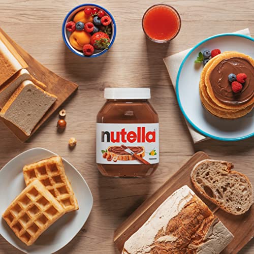 Nutella Chocolate Spread, Hazelnut, for Pancakes, Porridge, Muffins and Party Food, Unique Recipe, Smooth Texture and an Unmistakable Taste, 2 x 950g Jar