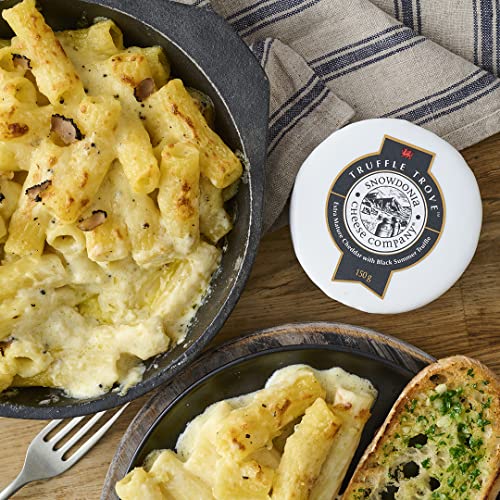 Snowdonia Cheese Company Indulgent Cheese Hamper | Gift Basket | 6 Award Winning Cheeses, Chutneys & Crackers | Delivered Chilled