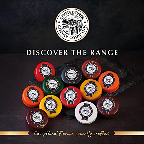 Snowdonia Cheese Company | Cheese, Chutney & Cracker Gift Box | 4 Luxury Snowdonia Cheeses, 2 Snowdonia Crafted Chutneys & Buttermilk Crackers