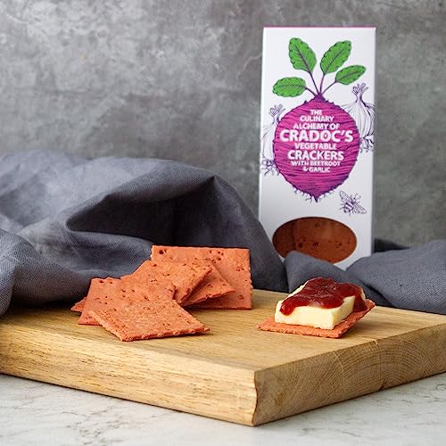 Cheese and Port Gift Box. The Ultimate Port Gift Set for Food Gifts for Men and Women to Enjoy. Perfect for Birthday Hampers for Women and Men. Delicious Unusual Gifts. The Chuckling Cheese Company.