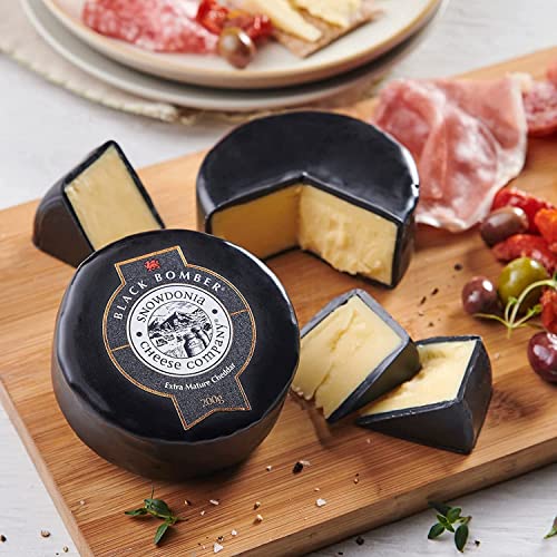 Snowdonia Cheese Company Slate Cheese Board Including Black Bomber, Beechwood & Ruby Mist 200g Truckles