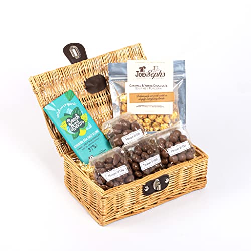 Chocolate Hamper Gift Basket || Real Wicker Hamper || Filled with 6 Different Gourmet Milk Chocolate, Fudge & Popcorn Treats || Unique Chocolate Gift for Men & Women || The Hamper & Gift Co.
