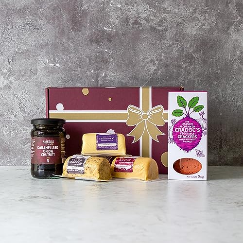 Assorted Cheddar Selection Gift Box. A Delicious Cheese Selection, with A Variety of Flavours, Chutney and Crackers. The Ultimate Unusual Gifts. The Chuckling Cheese Company.