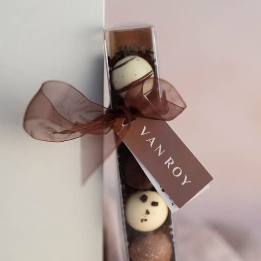 Clearwater Hampers - Red Wine & Chocolate Hamper - Red Wine Gift & Chocolate Gift Set - Red Wine Gifts For Women, Hampers for Men, Chocolate Gifts For Men and Women, Gourmet Gifts, Red Wine Gift