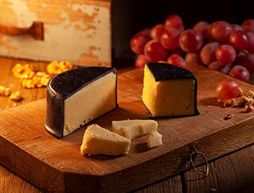 Cheese Hamper Ideal Cheese Gift Set | 5 Artisan Cheeses + 2 Chutneys & Crackers