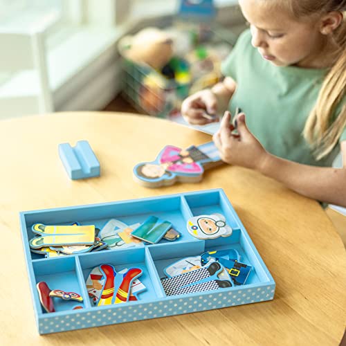 Melissa & Doug 15164 Magnetic Pretend Play - Julia | Pretend Play Toy | Cognitive Skills | 3+ | Gift for Boy or Girl, Multicolor, 29.72 cm*3.05 cm*21.59 cm