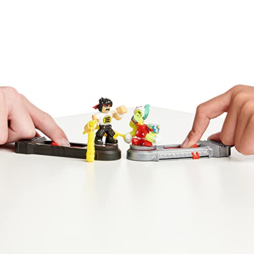 Akedo Ultimate Arcade Warriors Versus Pack Chux Lee Vs Crackup Mini Battling Action Figures Ready, Fight, Split Strike, 5.56 x 10.8 x 8.79 cm