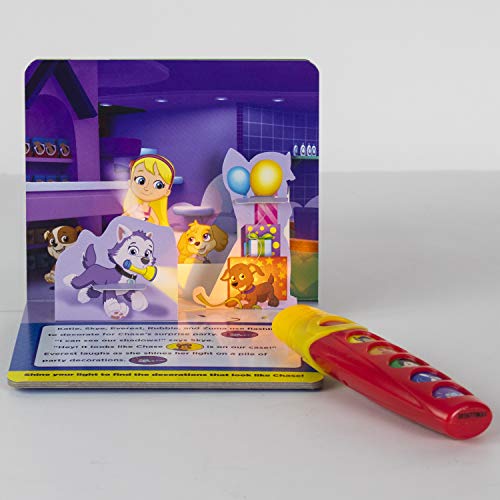 Nickelodeon PAW Patrol - Light the Way! A Little Flashlight Adventure Sound Book - PI Kids (Play-A-Sound)