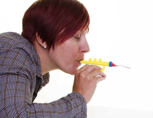 Boxer Gifts Novelty Fart Trumpet | Funny Childrens Stocking Filler Gift for Birthday Christmas, Yellow