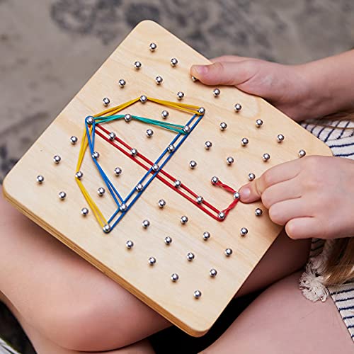 Panda Brothers Wooden Geoboard - Montessori Toy, Graphical Mathematical Education Toy for Kids with 30 Pattern Cards and 40 Rubber Bands to Create Figures and Shapes, Brain Teaser STEM Toy Geo Board