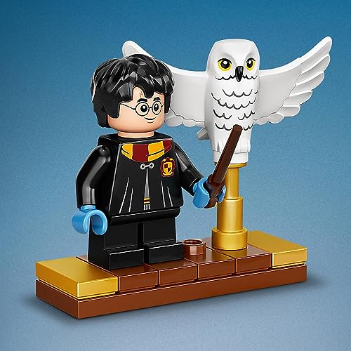 LEGO Harry Potter Hedwig the Owl Figure, Collectible Toy, Room Décor Display Model with Minifigure, Wizarding World Birthday Gifts for Kids, Girls and Boys with Moving Wings 75979
