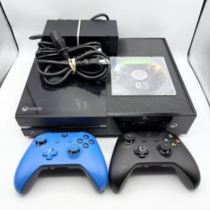 Xbox One 500GB Console with 2 Controllers