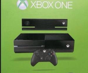 Xbox One 500GB Console with 2 Controllers & Headset