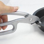 Heavy Duty Pizza Pan Gripper Tongs for Hot Pans